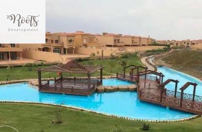 فيلا - 4 غرف نوم - 4 حمامات للبيع في رويال ميدوز - كمبوندات الشيخ زايد - الشيخ زايد - الجيزة