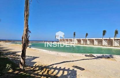 Chalet - 2 Bedrooms - 2 Bathrooms for sale in Salt - Ras Al Hekma - North Coast