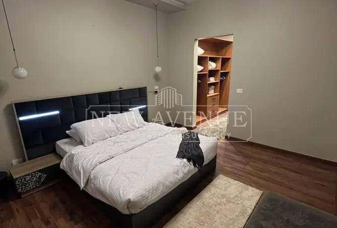 121142007 - Property Image 2