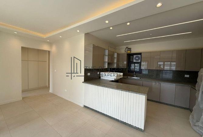 100366701 - Property Image 2