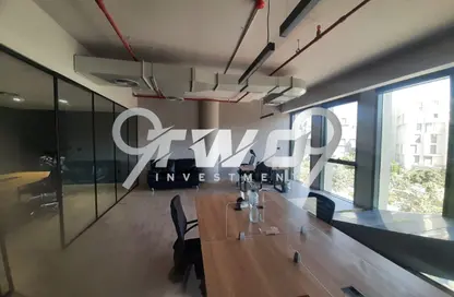 مساحات مكتبية - 4 غرف نوم - 2 حمامات للايجار في ايستاون - كمبوندات التجمع الخامس - التجمع الخامس - مدينة القاهرة الجديدة - القاهرة