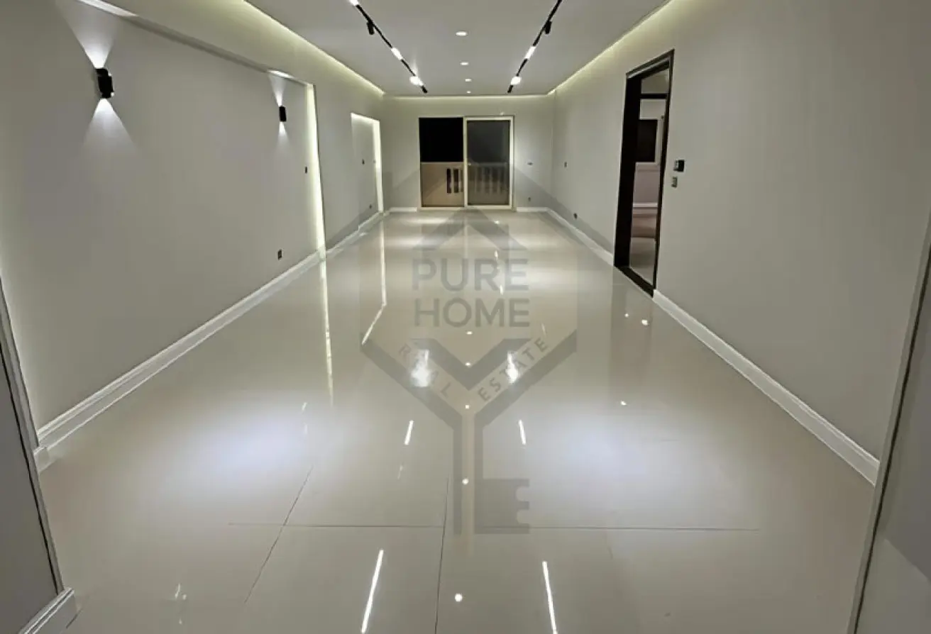 120101425 - Property Main Image
