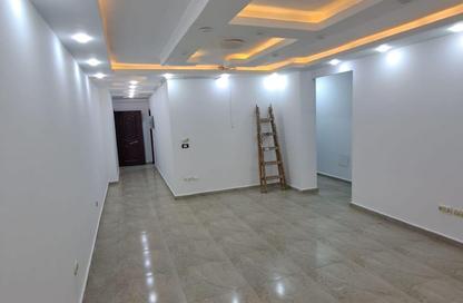 Apartment - 3 Bedrooms - 2 Bathrooms for rent in Gate 1 - Khofo - Hadayek El Ahram - Giza