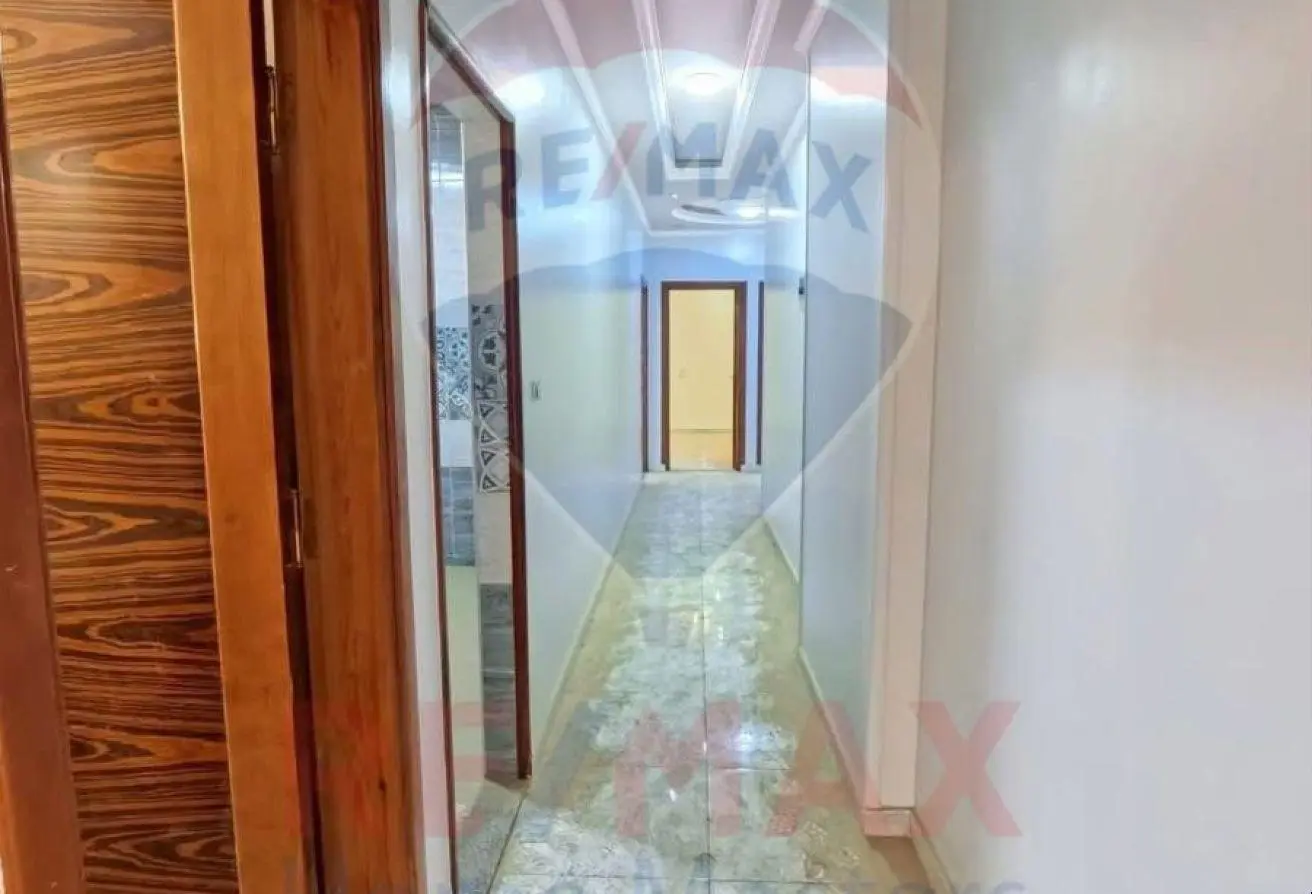 65921198 - Property Main Image