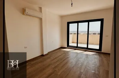 (بنتهاوس  (روف - 2 غرف نوم - 2 حمامات للايجار في فيفث سكوير - التجمع الخامس - مدينة القاهرة الجديدة - القاهرة