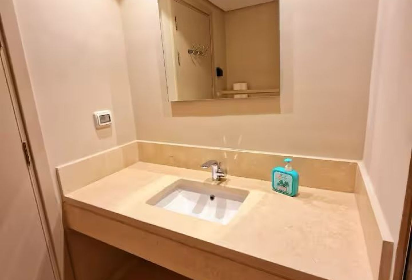 Penthouse In Mangroovy Direct On Pool For Rent thumbnail