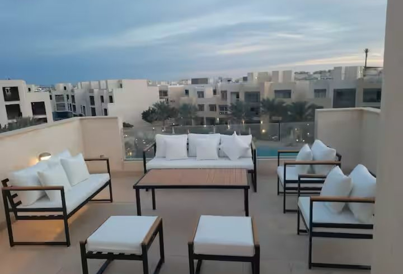 Penthouse In Mangroovy Direct On Pool For Rent thumbnail