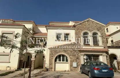 تاون هاوس - 3 غرف نوم - 4 حمامات للبيع في ديفينا جاردنز - الحي الثالث غرب - مدينة الشروق - القاهرة