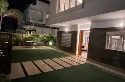 Villa - 4 Bedrooms - 4 Bathrooms for sale in Six West - Beverly Hills - Sheikh Zayed Compounds - Sheikh Zayed City - Giza