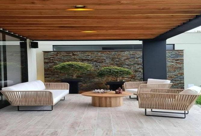 8562032 - Property Image 3