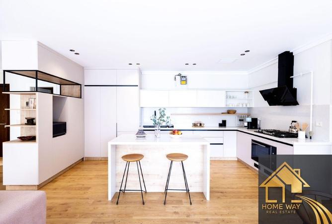 56002726 - Property Image 3