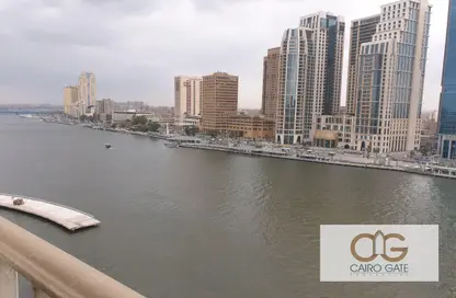 شقة - 4 غرف نوم - 3 حمامات للبيع في شارع محمد مظهر - الزمالك - القاهرة