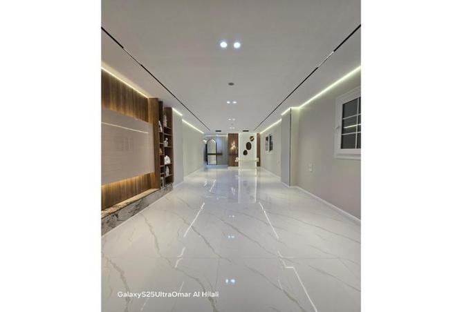 82865829 - Property Image 2