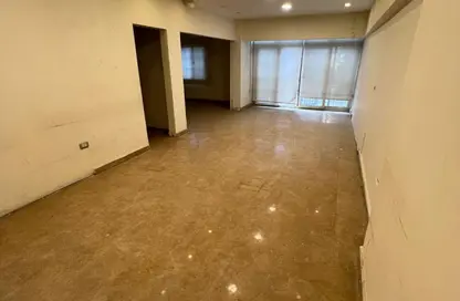 Apartment - 3 Bedrooms - 2 Bathrooms for sale in Katameya Heights - El Katameya Compounds - El Katameya - New Cairo City - Cairo