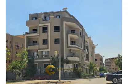 Roof - 3 Bedrooms - 2 Bathrooms for sale in Al Mohandes Ahmed Kamal Hamdy St. - 16th District - Sheikh Zayed City - Giza