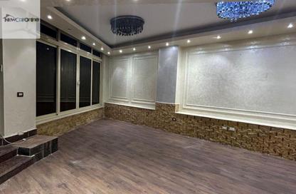 Duplex - 4 Bedrooms - 3 Bathrooms for rent in Al Shouyfat - 5th Settlement Compounds - The 5th Settlement - New Cairo City - Cairo