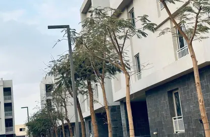 Apartment - 2 Bedrooms - 3 Bathrooms for sale in The Water Way - North Investors Area - New Cairo City - Cairo