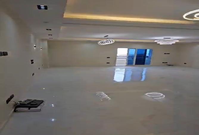 93812981 - Property Image 2