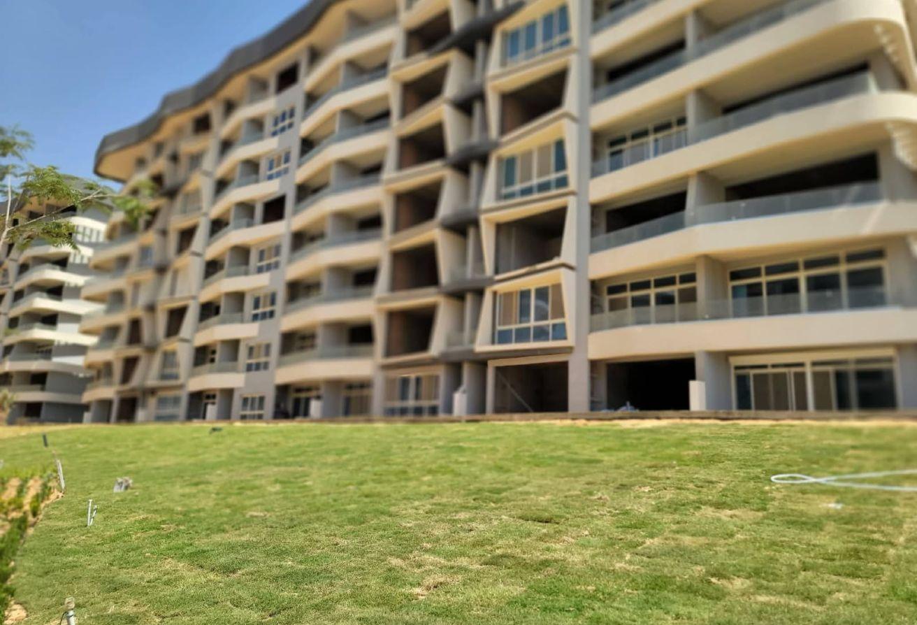 3-bedroom apartment 210 m² for sale in Midtown condo