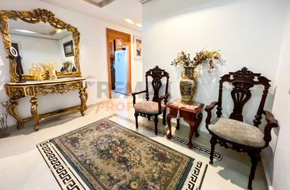 Apartment - 3 Bedrooms - 2 Bathrooms for sale in Al Ekbal St. - Laurent - Hay Sharq - Alexandria