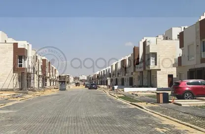 Townhouse - 4 Bedrooms - 4 Bathrooms for sale in Azzar 2 - 5th Settlement Compounds - The 5th Settlement - New Cairo City - Cairo