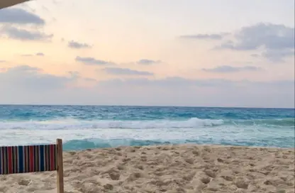 شاليه - 3 غرف نوم - 3 حمامات للبيع في ازها الساحل الشمالي - راس الحكمة - الساحل الشمالي