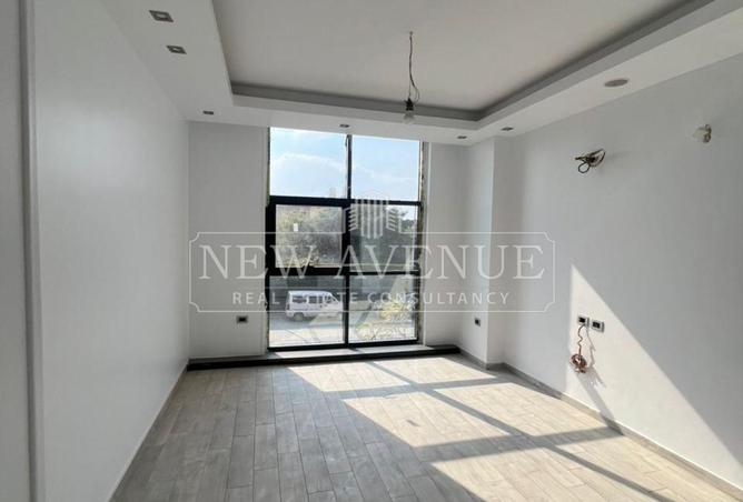98817276 - Property Image 3