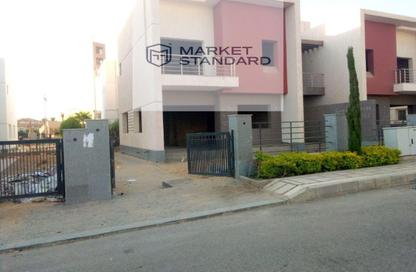 Townhouse - 4 Bedrooms - 3 Bathrooms for sale in Privado - Madinaty - Cairo