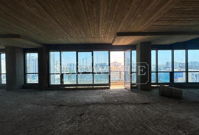 102075300 - Property Image 2