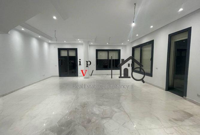 54237903 - صورة العقار 3