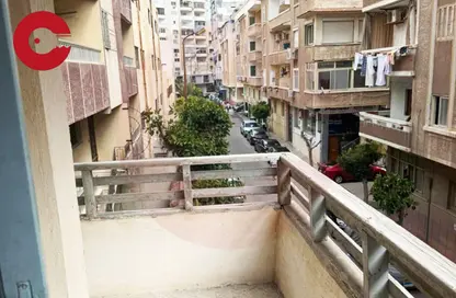شقة - 3 غرف نوم - 2 حمامات للبيع في سابا باشا - حي شرق - الاسكندرية شقة - 3 غرف نوم - 2 حمامات للبيع في سابا باشا - حي شرق - الاسكندرية