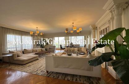 Penthouse - 3 Bedrooms - 3 Bathrooms for sale in Sarayat Al Maadi - Hay El Maadi - Cairo