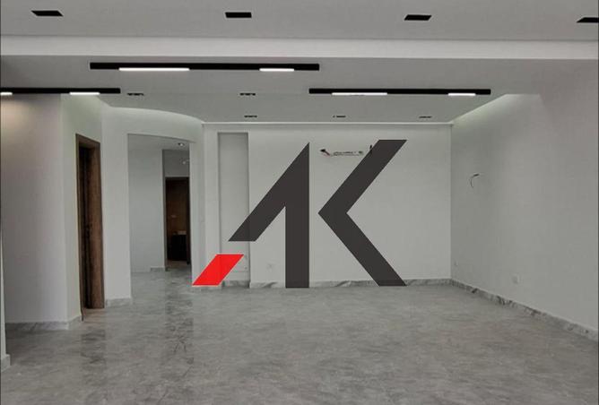 77595876 - Property Image 3