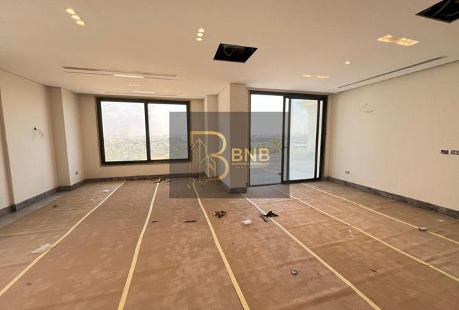 8572303 - Property Image 3