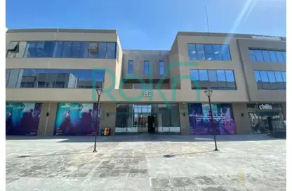 Office Space - Studio - 1 Bathroom for rent in The Lane - 26th of July Corridor - Sheikh Zayed City - Giza