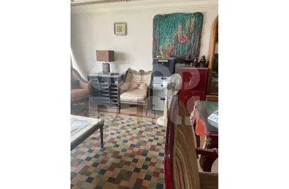 Apartment - 3 Bedrooms - 3 Bathrooms for sale in Al Shaikh Ali Abd El Razek St. - El Hegaz Square - El Nozha - Cairo