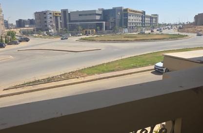 Apartment - 3 Bedrooms - 3 Bathrooms for sale in North Lotus - El Lotus - New Cairo City - Cairo