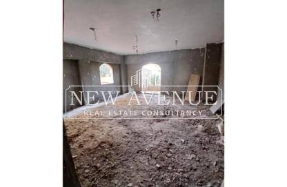 Apartment - 3 Bedrooms - 2 Bathrooms for sale in Area G - Ganoob El Acadimia - New Cairo City - Cairo