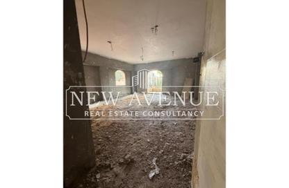 Apartment - 3 Bedrooms - 2 Bathrooms for sale in Area G - Ganoob El Acadimia - New Cairo City - Cairo