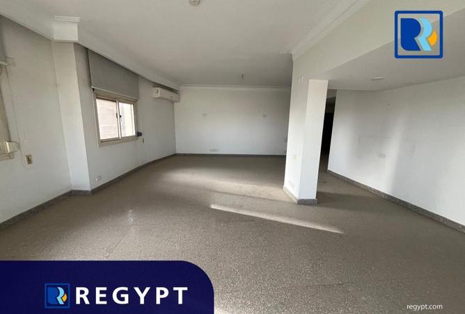 8613855 - Property Image 2