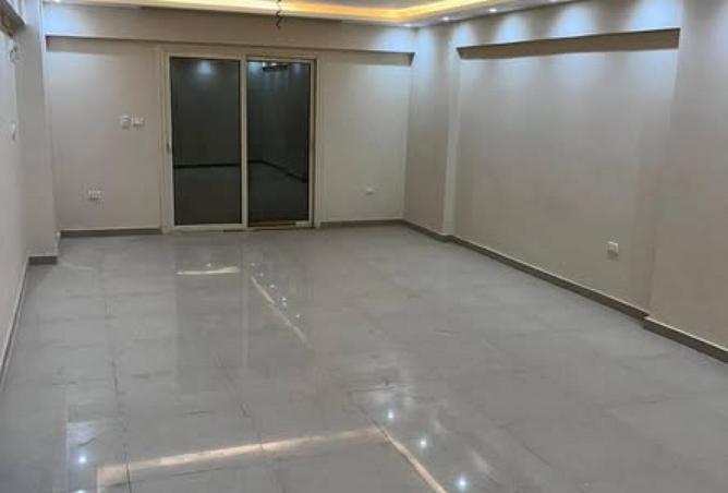 8683423 - Property Image 2