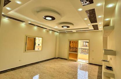 Apartment - 3 Bedrooms - 1 Bathroom for sale in South Lotus - El Lotus - New Cairo City - Cairo