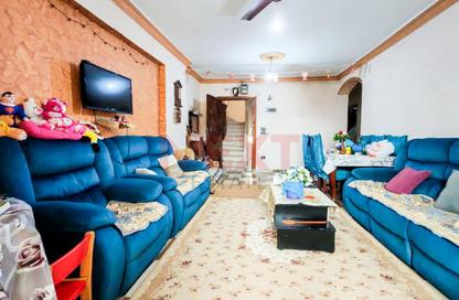 Apartment - 3 Bedrooms - 1 Bathroom for sale in Al Geish Road - Glim - Hay Sharq - Alexandria
