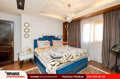 Apartment - 3 Bedrooms - 2 Bathrooms for sale in Kafr Abdo St. - Kafr Abdo - Roushdy - Hay Sharq - Alexandria
