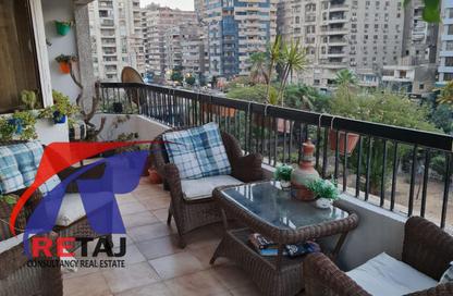 Apartment - 3 Bedrooms - 3 Bathrooms for sale in Moez Al Dawla St. - 6th Zone - Nasr City - Cairo