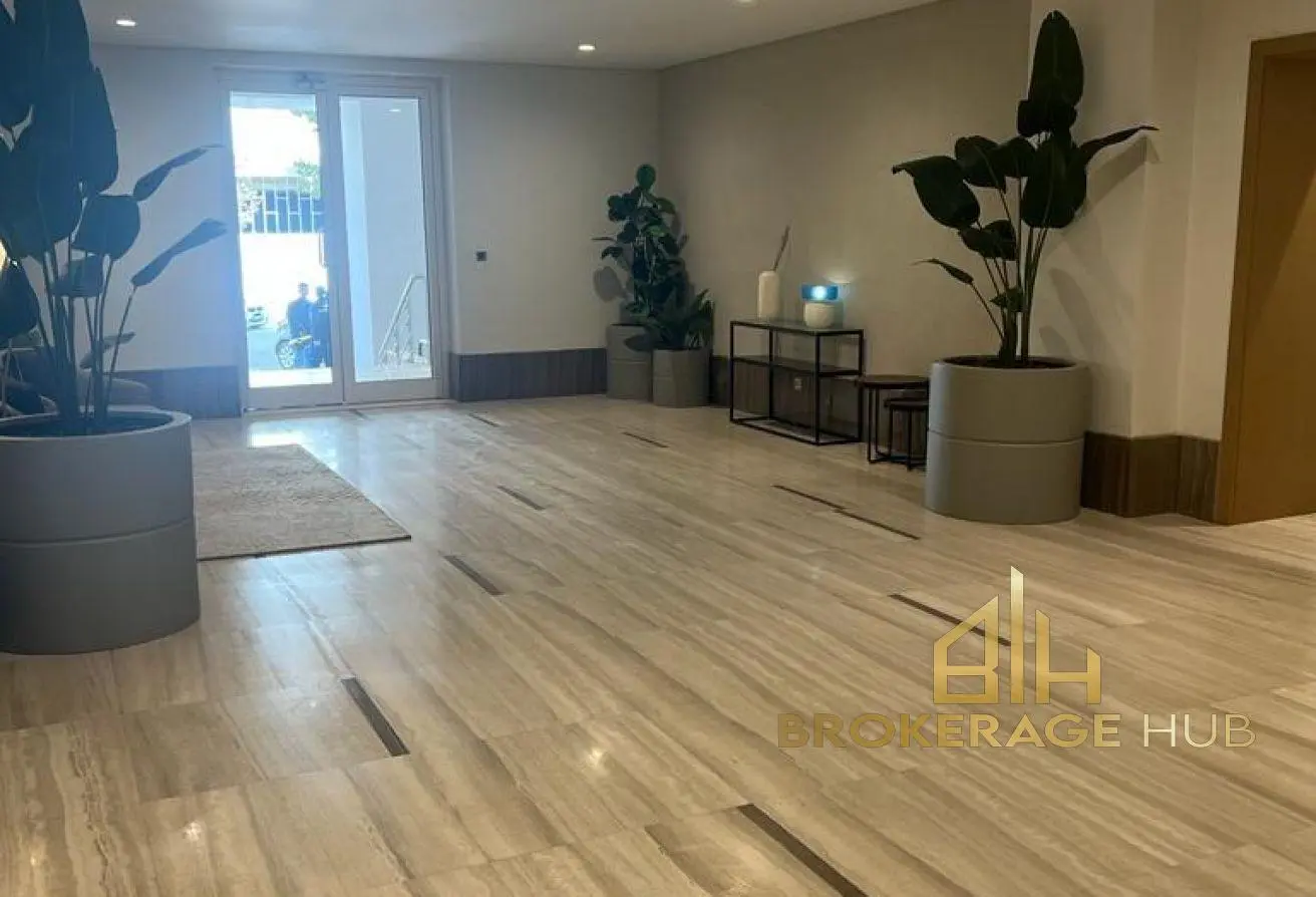 114889873 - Property Main Image