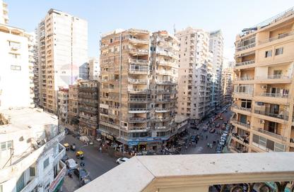 Apartment - 3 Bedrooms - 2 Bathrooms for sale in Khaled Ibn Al Walid St. - Miami - Hay Awal El Montazah - Alexandria Apartment - 3 Bedrooms - 2 Bathrooms for sale in Khaled Ibn Al Walid St. - Miami - Hay Awal El Montazah - Alexandria