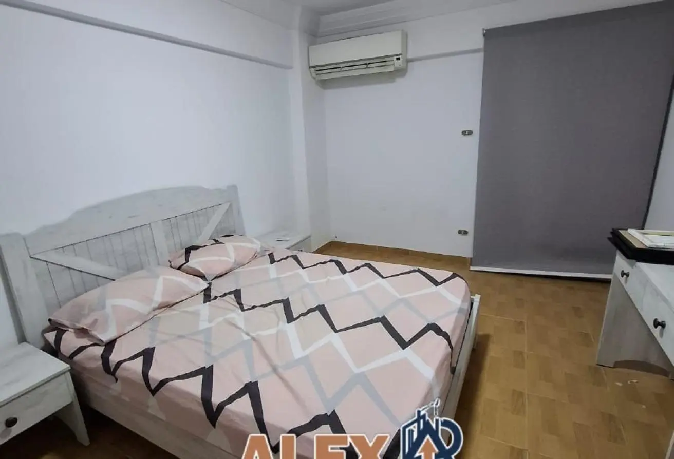 83131464 - Property Main Image