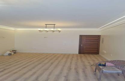 Apartment - 3 Bedrooms - 2 Bathrooms for sale in El Patio Oro - 5th Settlement Compounds - The 5th Settlement - New Cairo City - Cairo