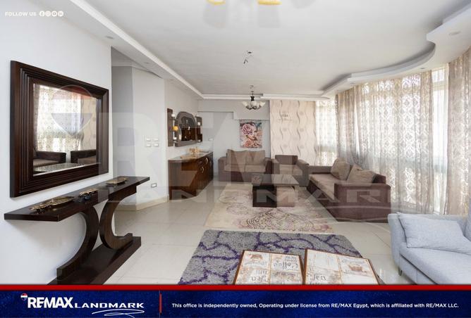 102074271 - Property Image 2